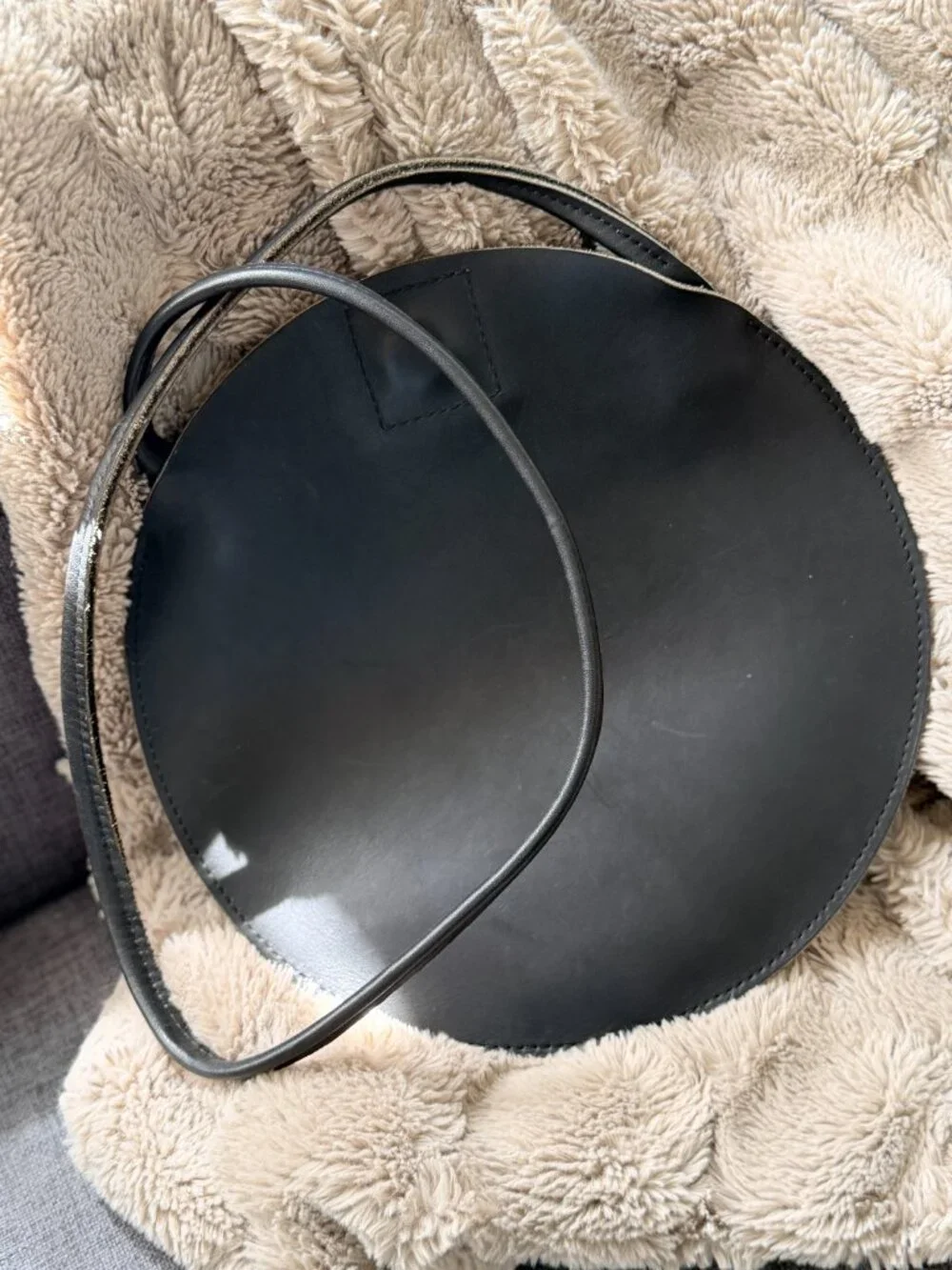 Hustle & Hide (Teddi Joelle) Black Italian Leather Round Purse w/ Strap